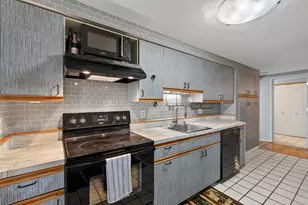 3 Sun Ridge Ln, Cromwell, CT 06416 - Photo 7