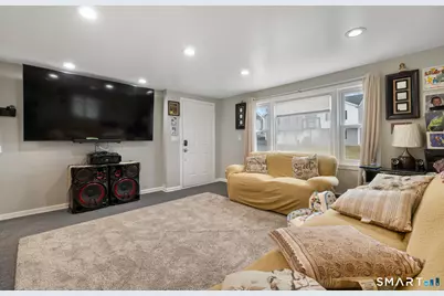 36 Norfolk Street, West Haven, CT 06516 - Photo 7