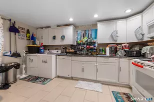 36 Norfolk St, West Haven, CT 06516 - Photo 3