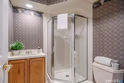 12 Boulevard Drive #31-173, Danbury, CT 06810 - Photo 31