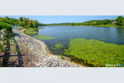 12 Boulevard Drive #31-173, Danbury, CT 06810 - Photo 3