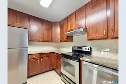 17 Rockfield Drive, Stamford, CT 06902 - Photo 7