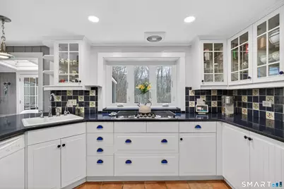 24 Saunders Hollow Road, Old Lyme, CT 06371 - Photo 5