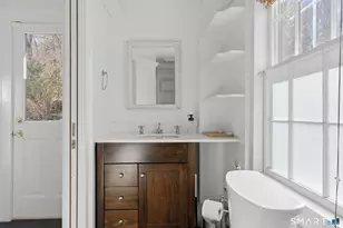 86 Main St, East Haddam, CT 06423 - Photo 15