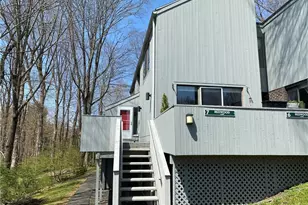 7 Redwood Ln, Ridgefield, CT 06877 - Photo 3