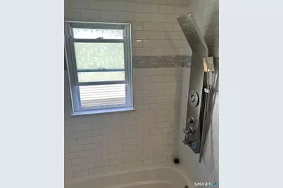 80 Taft Avenue #APT 3, Bridgeport, CT 06606 - Photo 3