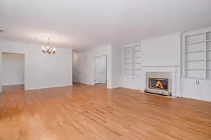 82 Suzie Dr, Newtown, CT 06470 - Photo 9