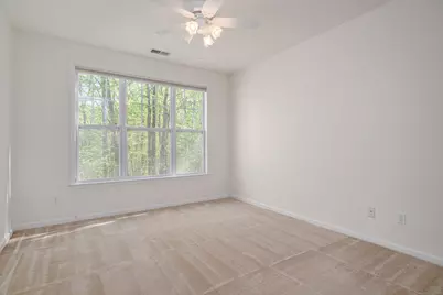 82 Suzie Drive #82, Newtown, CT 06470 - Photo 17