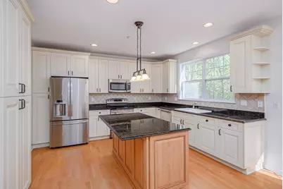 82 Suzie Drive #82, Newtown, CT 06470 - Photo 3