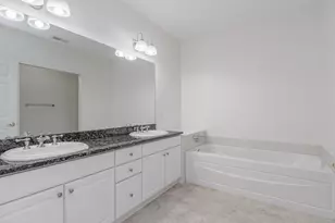 82 Suzie Dr, Newtown, CT 06470 - Photo 15