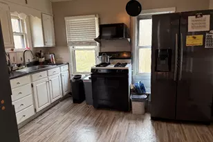 59 Newton St, Norwich, CT 06360 - Photo 5