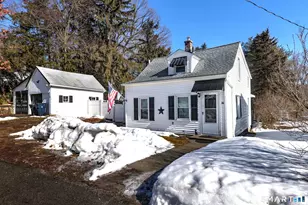 16 Smith St, Plymouth, CT 06786 - Photo 1