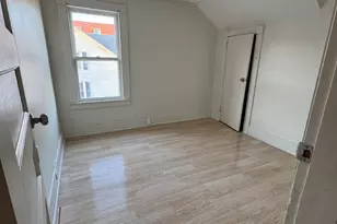 77 Tulip St, Bristol, CT 06010 - Photo 5