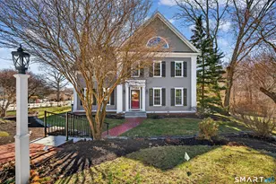 5 Riverhead Ln, East Lyme, CT 06333 - Photo 1