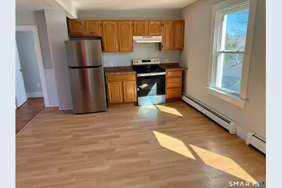 216 Vauxhall Street #2, New London, CT 06320 - Photo 3