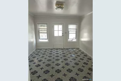 30 Hawkins Street, Derby, CT 06418 - Photo 3