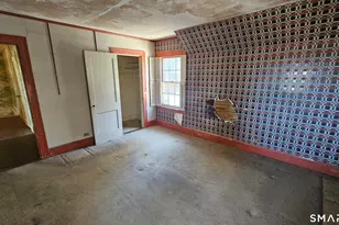 21 Bloomfield Ave, Hartford, CT 06105 - Photo 27