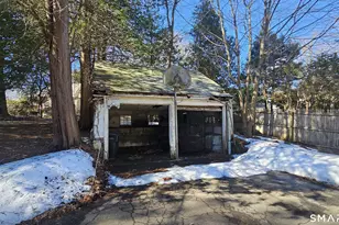 21 Bloomfield Ave, Hartford, CT 06105 - Photo 5