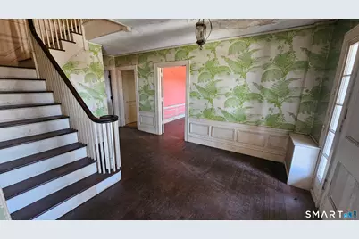 21 Bloomfield Avenue, Hartford, CT 06105 - Photo 11