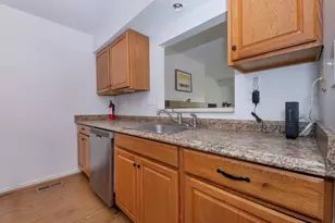 81 Main St, Branford, CT 06405 - Photo 11