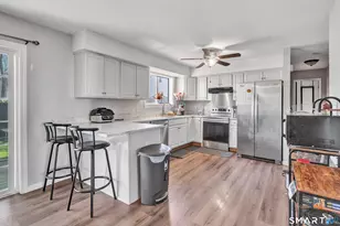 71 Cliff St, Naugatuck, CT 06770 - Photo 15