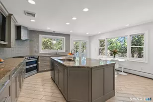 84 High Farms Rd, West Hartford, CT 06107 - Photo 5