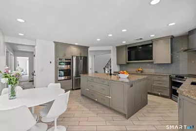 84 High Farms Road, West Hartford, CT 06107 - Photo 3