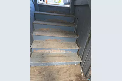 23 Vermont Street, Waterbury, CT 06704 - Photo 11