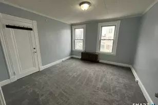 17 Congress Ave, Waterbury, CT 06708 - Photo 13