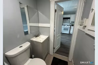 17 Congress Avenue #2, Waterbury, CT 06708 - Photo 5