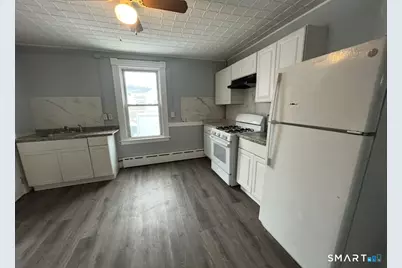 17 Congress Avenue #2, Waterbury, CT 06708 - Photo 1