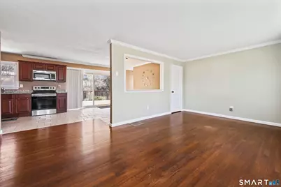 46 Greenview Drive, Waterbury, CT 06708 - Photo 3