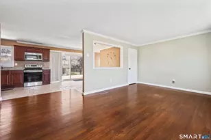 46 Greenview Dr, Waterbury, CT 06708 - Photo 3