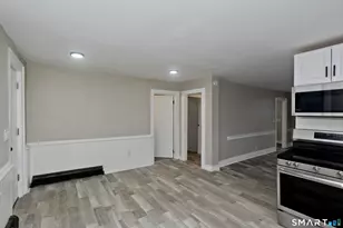 47 Maple Ave, Enfield, CT 06082 - Photo 7