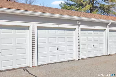 24 Dutton Place Way #24, Glastonbury, CT 06033 - Photo 3