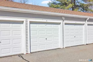 24 Dutton Pl Way, Glastonbury, CT 06033 - Photo 3