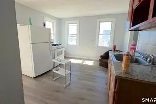 230 Bishop St, Waterbury, CT 06704 - Photo 9