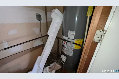 230 Bishop Street, Waterbury, CT 06704 - Photo 13