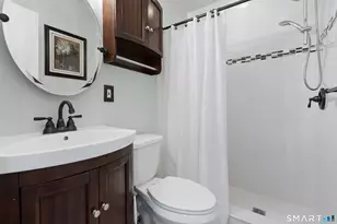 202 Fox Ridge Rd, Stamford, CT 06903 - Photo 25