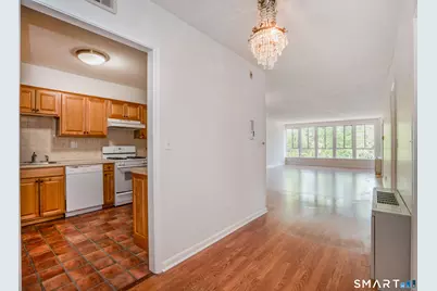 779 Prospect Avenue #B14, West Hartford, CT 06105 - Photo 7