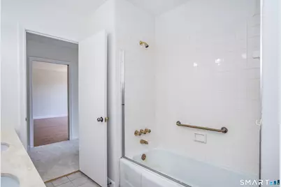 779 Prospect Avenue #B14, West Hartford, CT 06105 - Photo 25