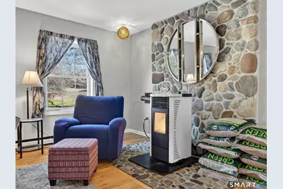 1877 Middletown Avenue, North Branford, CT 06472 - Photo 13