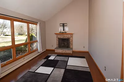 35 Vincent Circle, South Windsor, CT 06074 - Photo 5