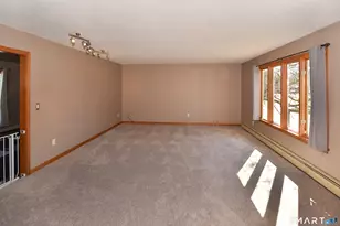 35 Vincent Cir, South Windsor, CT 06074 - Photo 7