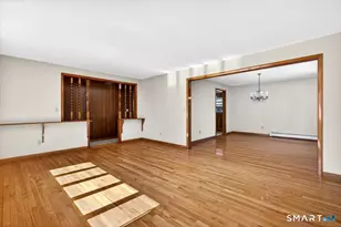 21 Rexview Cir, Trumbull, CT 06611 - Photo 5