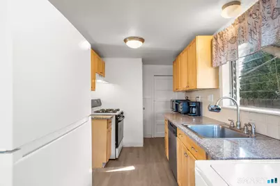 89 Naugatuck Avenue, Milford, CT 06460 - Photo 17