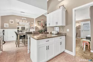 22 Crestwood Dr, Naugatuck, CT 06770 - Photo 19