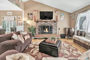 22 Crestwood Dr, Naugatuck, CT 06770 - Photo 11