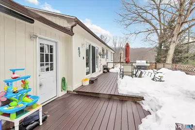 22 Crestwood Drive, Naugatuck, CT 06770 - Photo 5