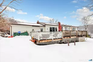 22 Crestwood Dr, Naugatuck, CT 06770 - Photo 7